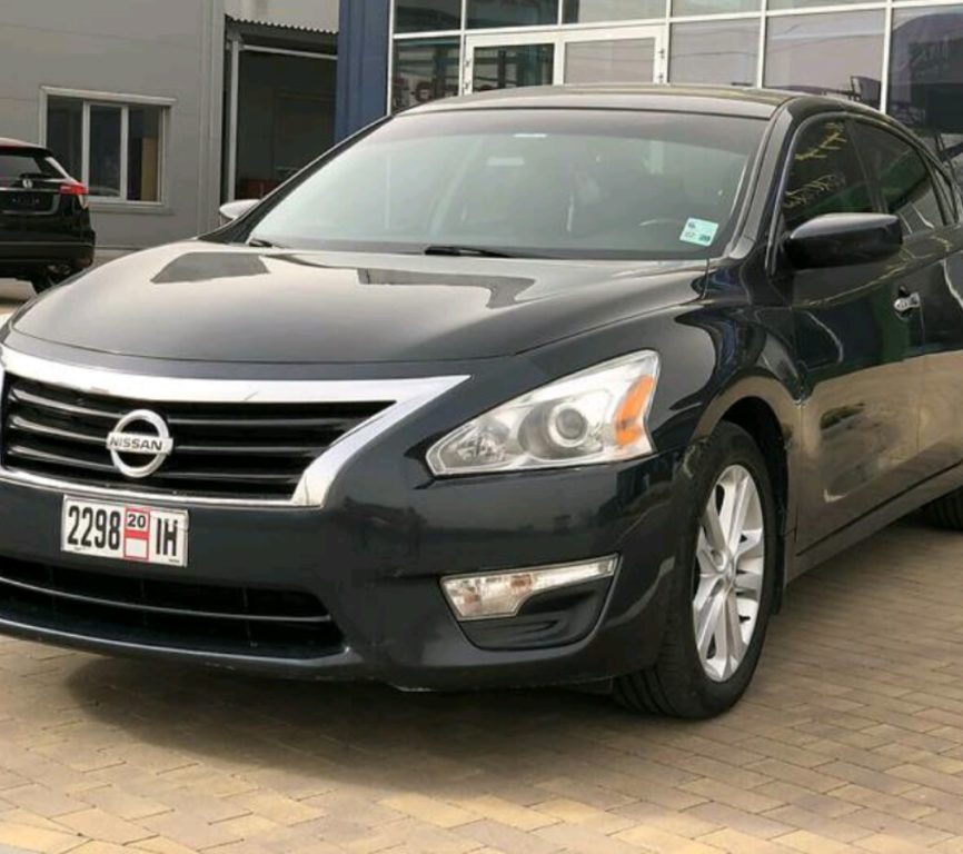 Nissan Altima 2015