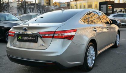 Toyota Avalon 2015