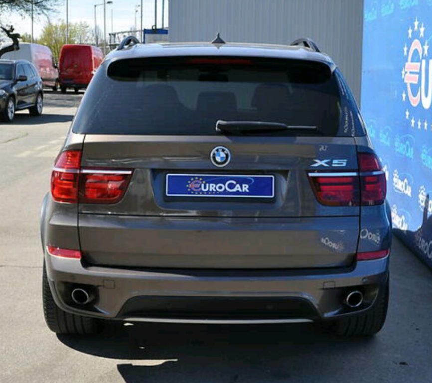 BMW X5 2011