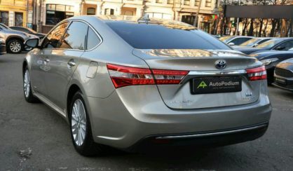 Toyota Avalon 2015