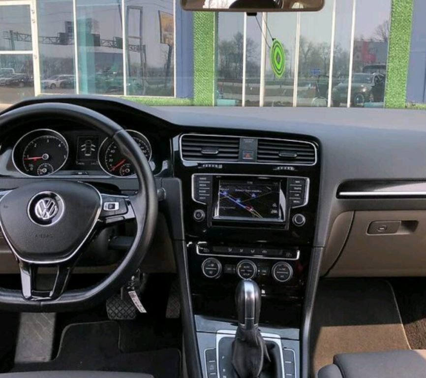 Volkswagen Golf VII 2014