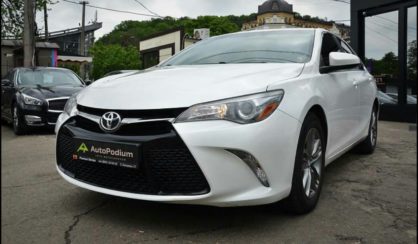 Toyota Camry 2016