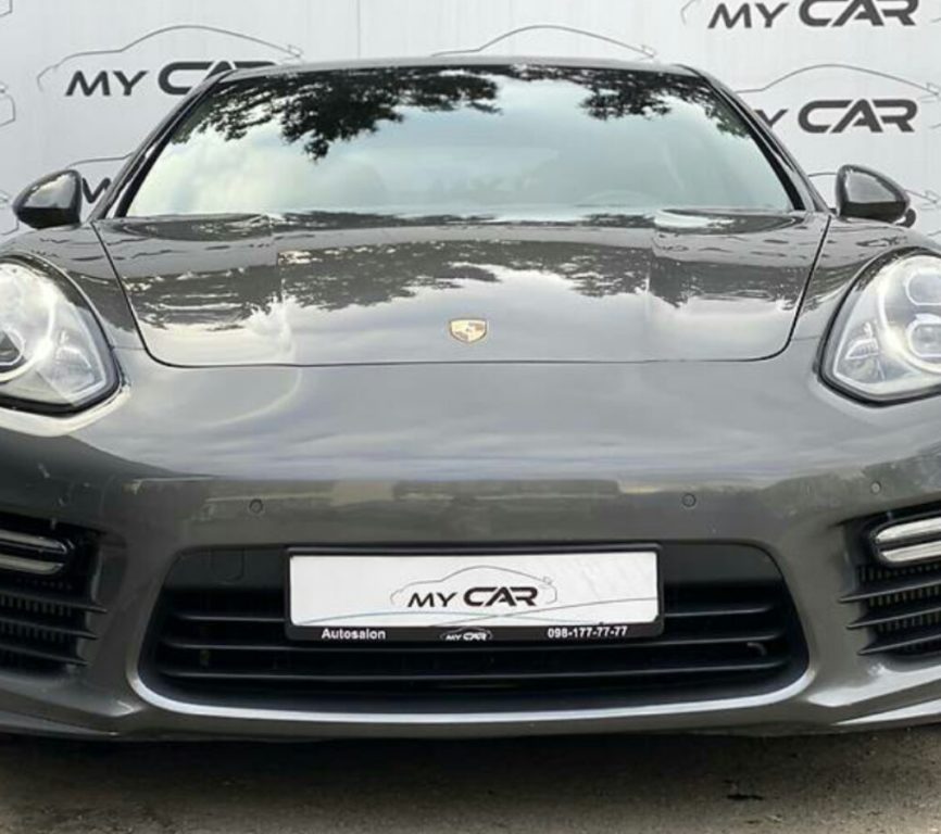 Porsche Panamera 2013