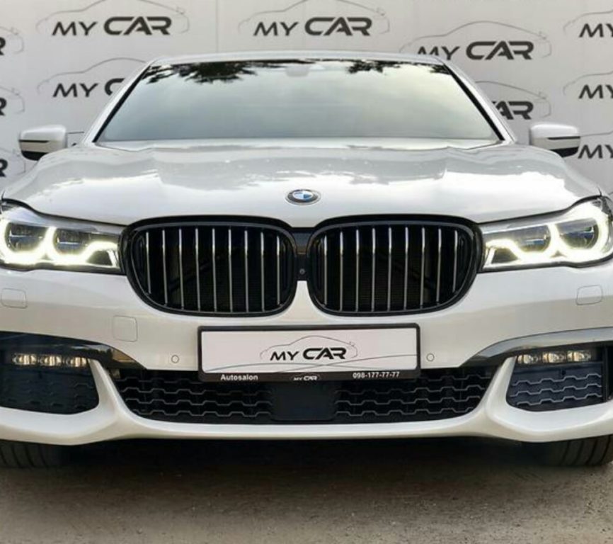 BMW 740 2017