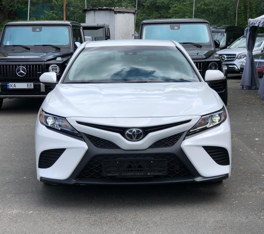 Toyota Camry 2018