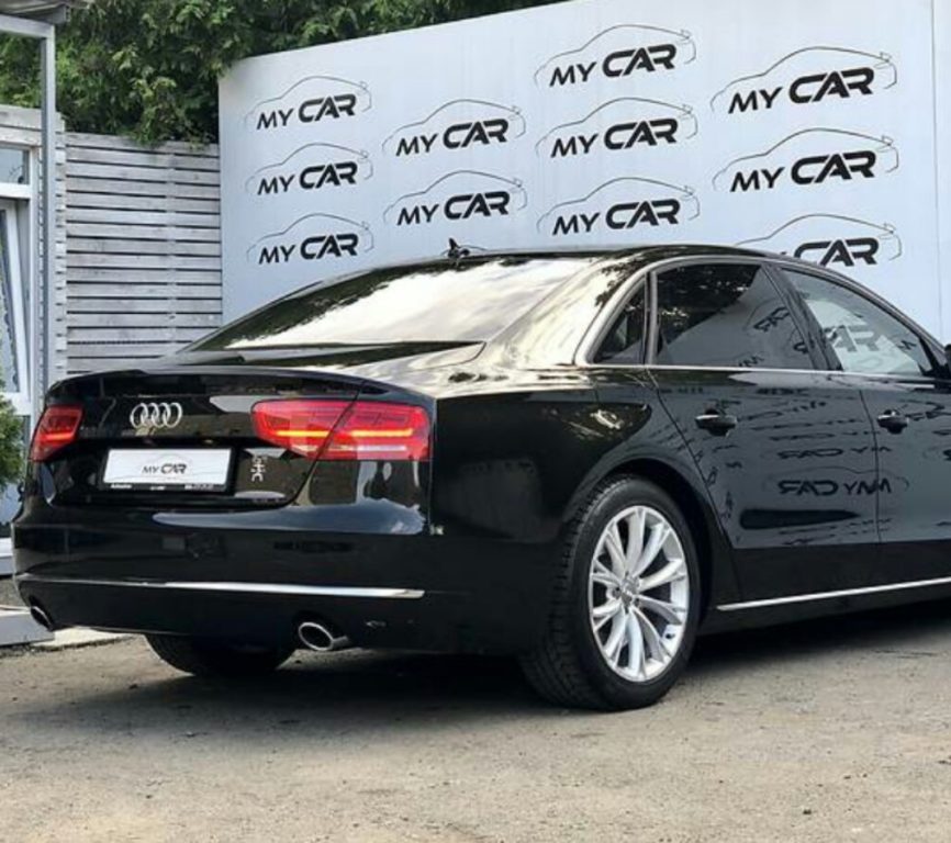 Audi A8 2013