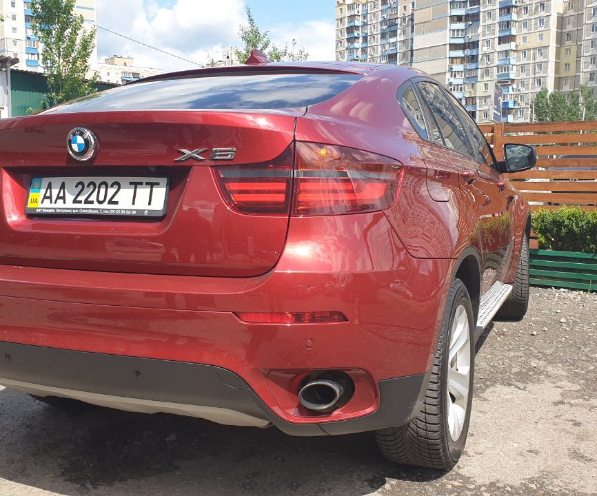 BMW X6 2012