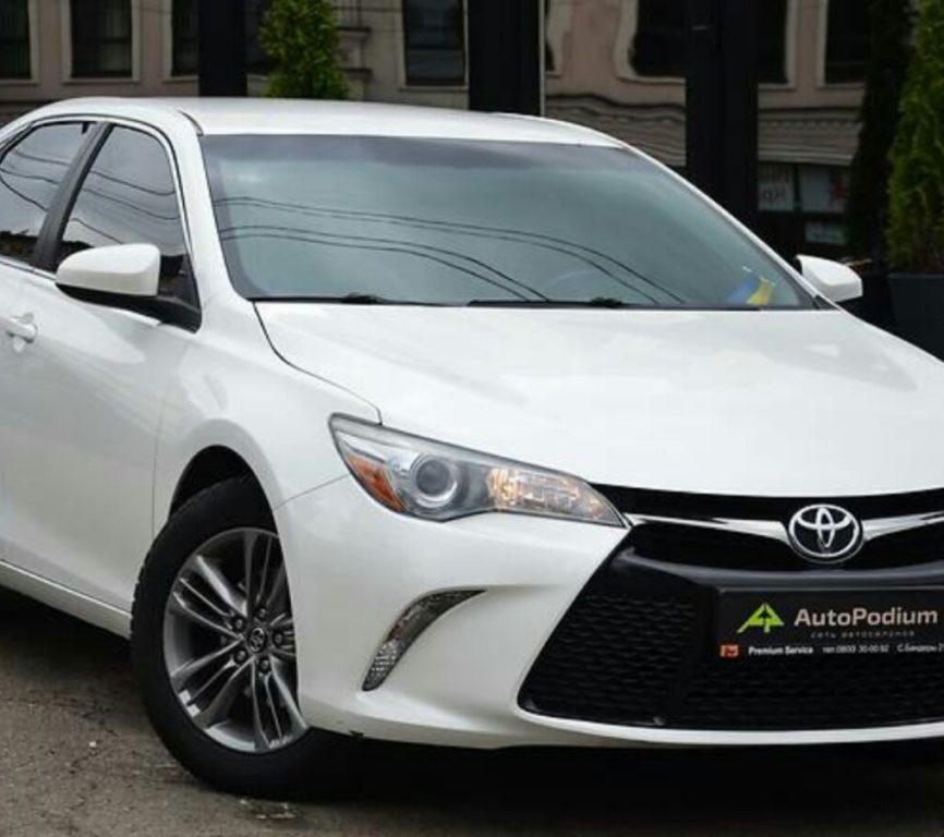 Toyota Camry 2016