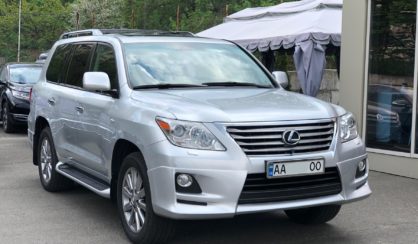 Lexus LX 570 2010