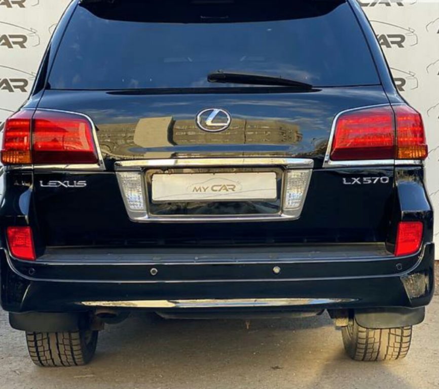 Lexus LX 570 2010