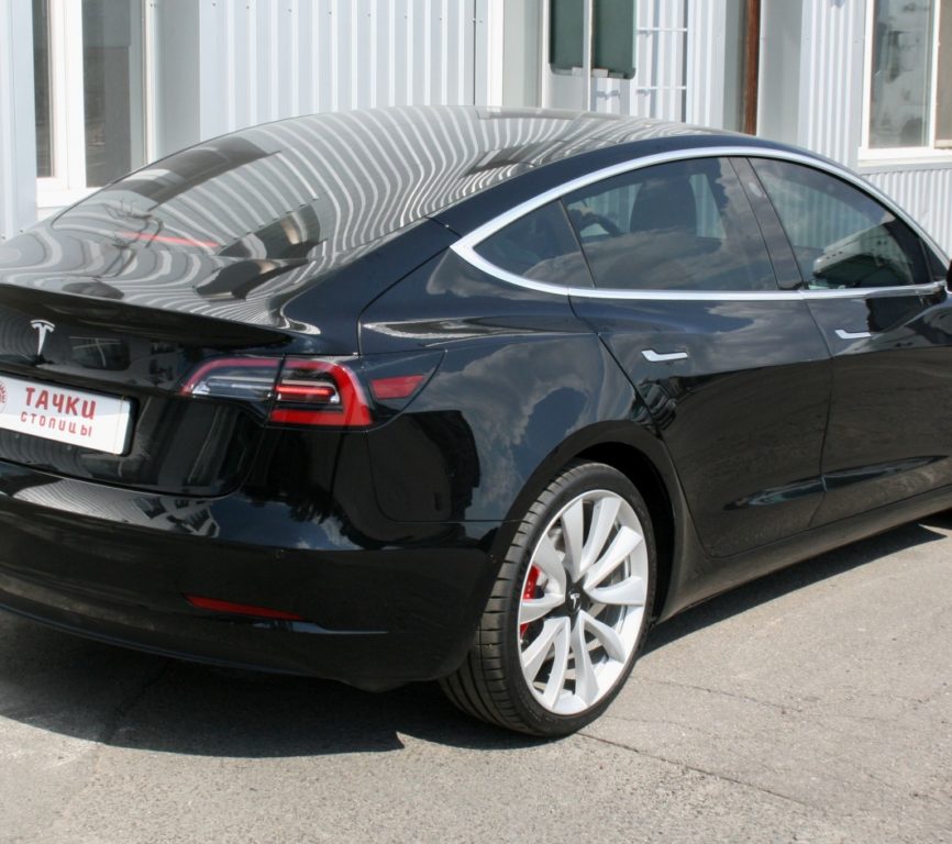 Tesla Model 3 2018