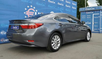 Lexus ES 300 2012