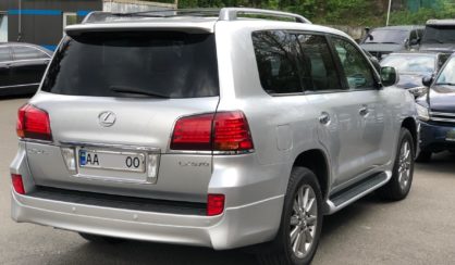 Lexus LX 570 2010