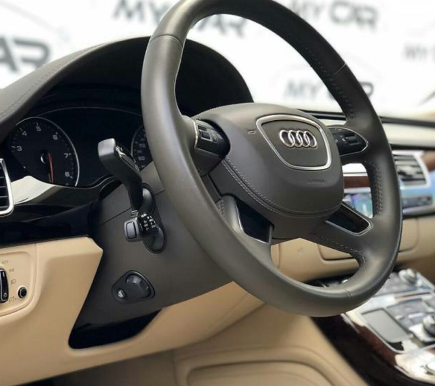 Audi A8 2013