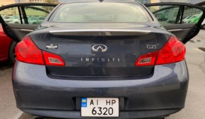 Infiniti G25 2010