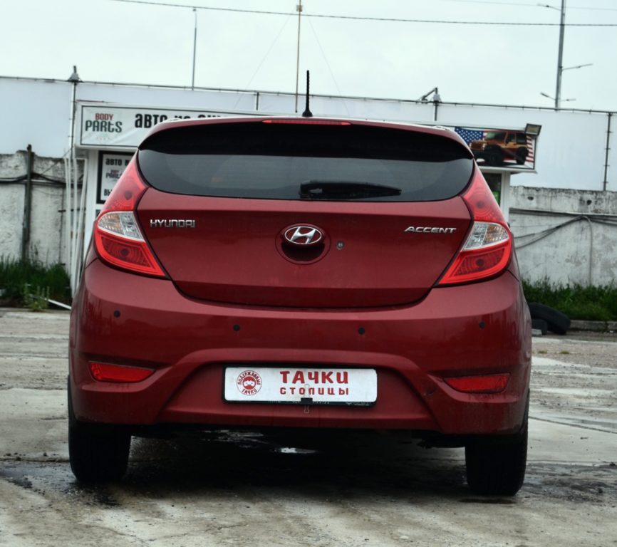 Hyundai Accent 2012