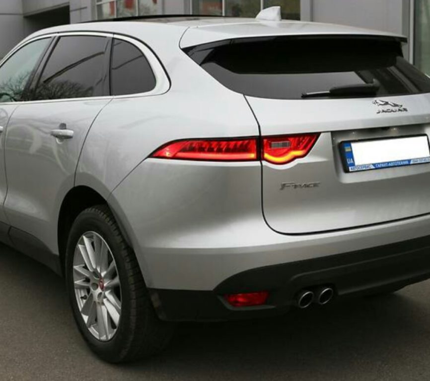 Jaguar F-Pace 2016