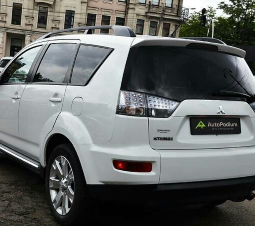 Mitsubishi Outlander 2013