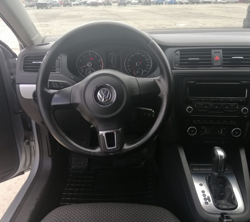 Volkswagen Jetta 2012