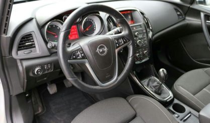 Opel Astra J 2015