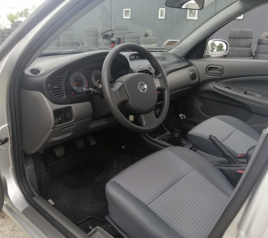 Nissan Almera 2011