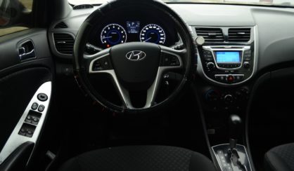 Hyundai Accent 2012