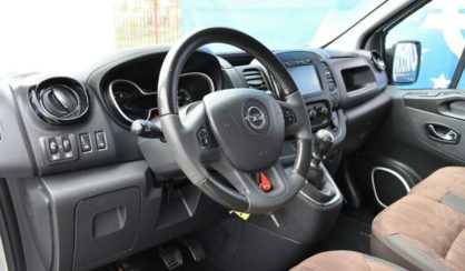 Opel Vivaro пасс. 2016