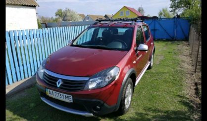 Renault Sandero 2012