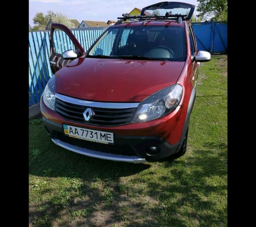 Renault Sandero 2012