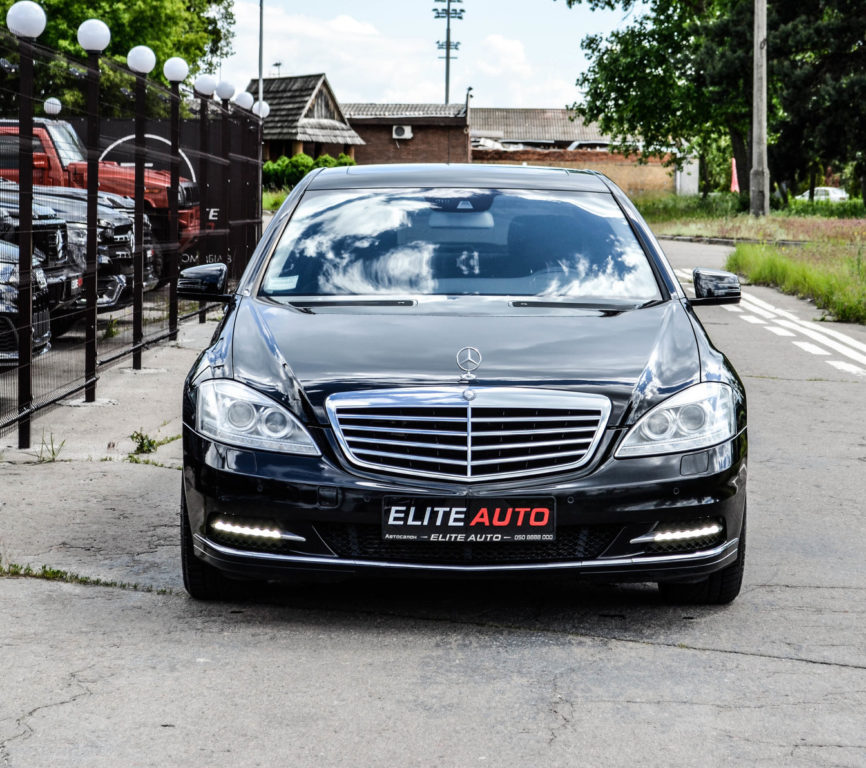 Mercedes-Benz S-Class 2013