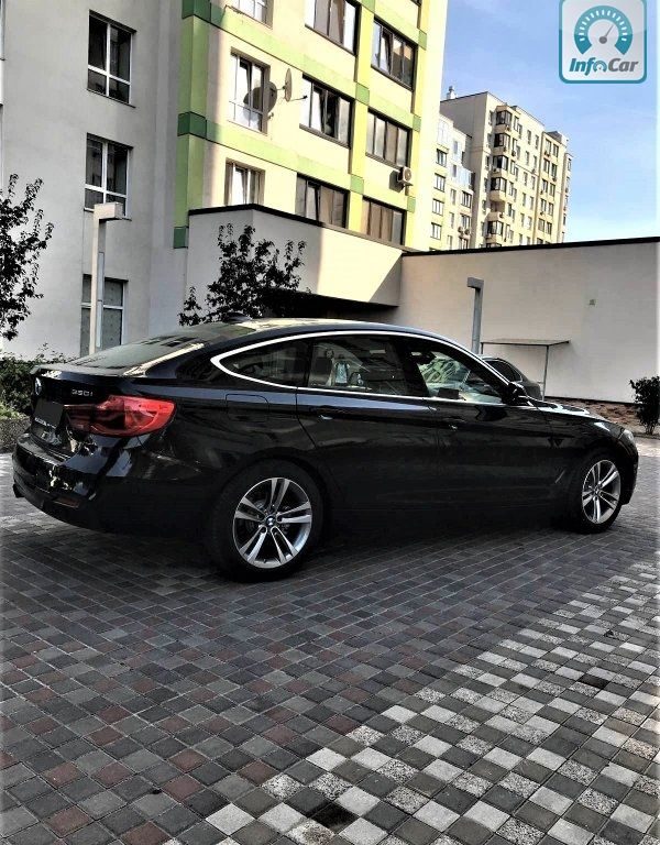 BMW 330 2017