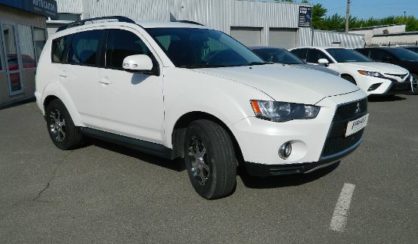 Mitsubishi Outlander XL 2011