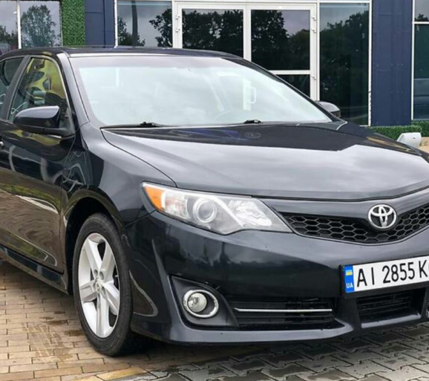 Toyota Camry 2012