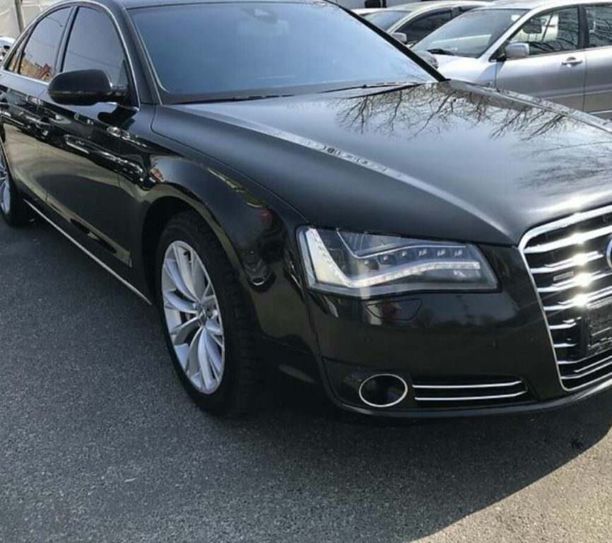 Audi A8 2012