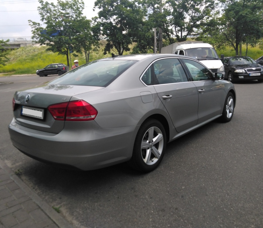 Volkswagen Passat B7 2013