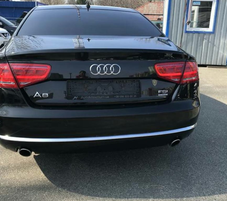 Audi A8 2012