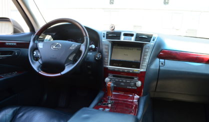 Lexus LS 460 2010