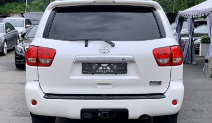 Toyota Sequoia 2017