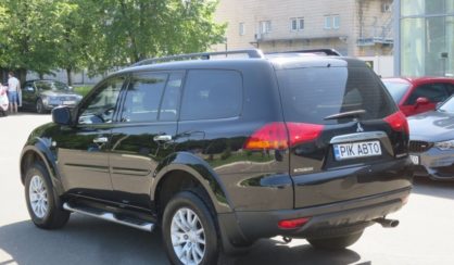 Mitsubishi Pajero Sport 2011