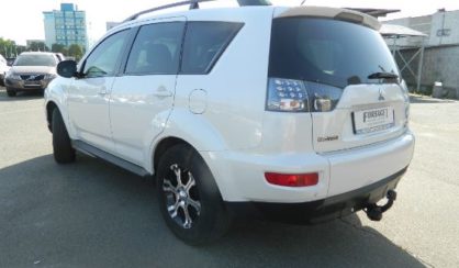 Mitsubishi Outlander XL 2011