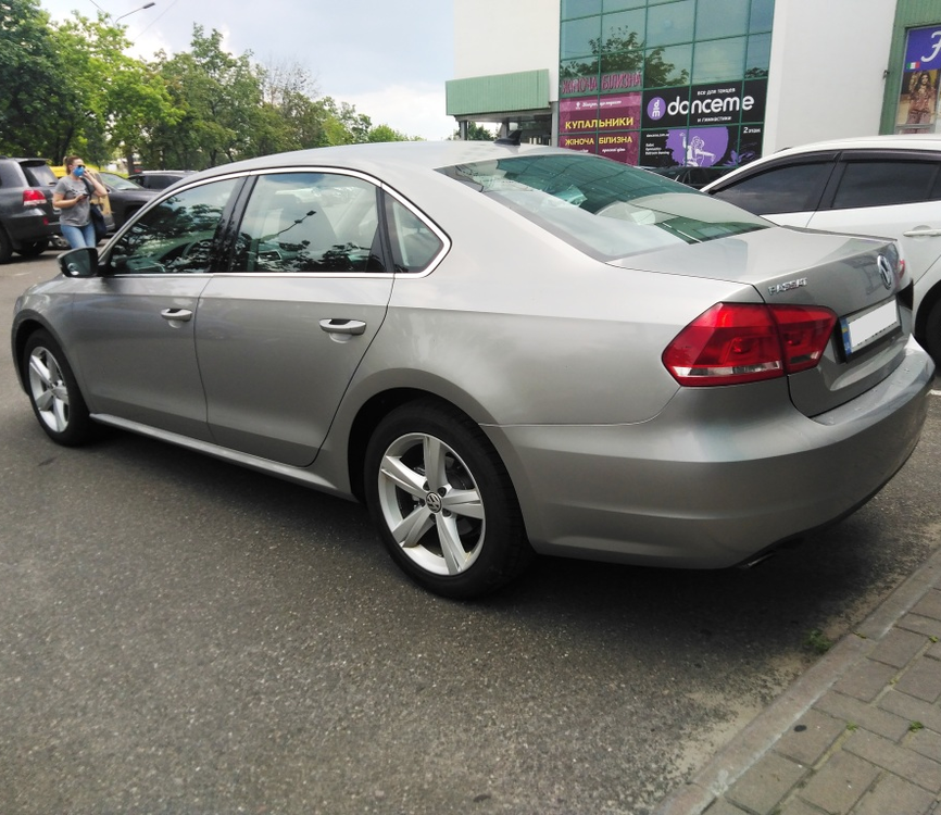 Volkswagen Passat B7 2013