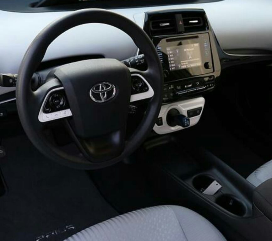 Toyota Prius 2016