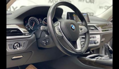 BMW 740 2018