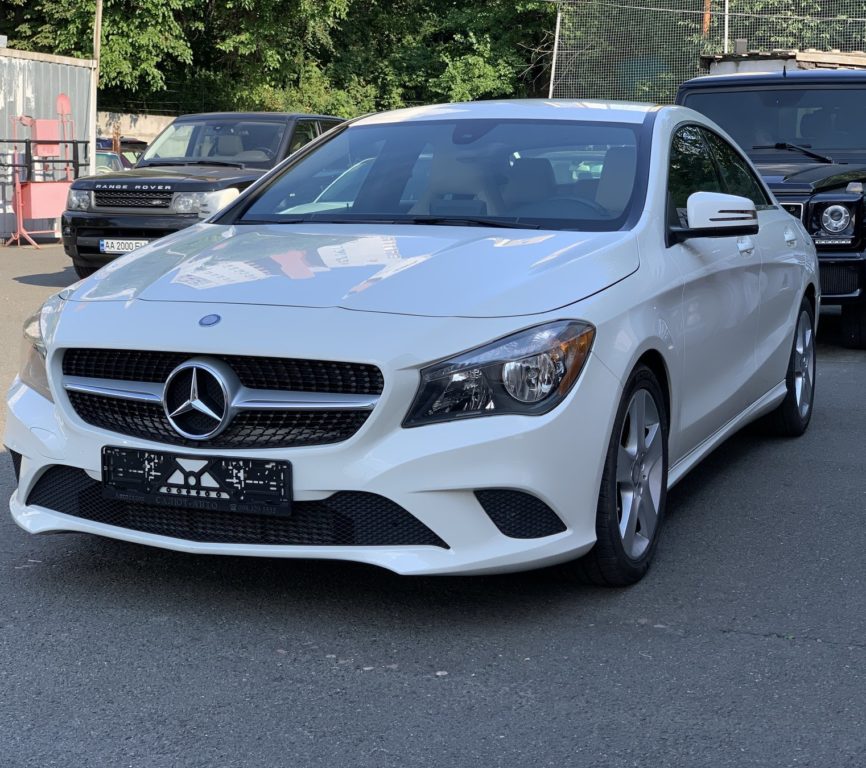 Mercedes-Benz CLA 250 2015