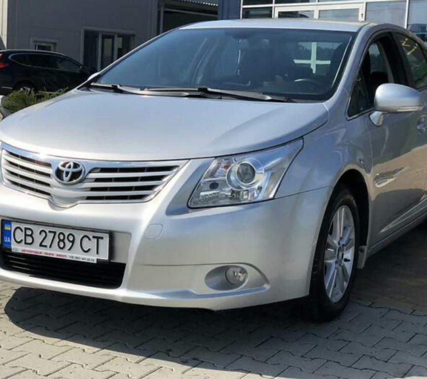 Toyota Avensis 2011