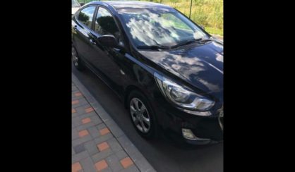 Hyundai Accent 2013