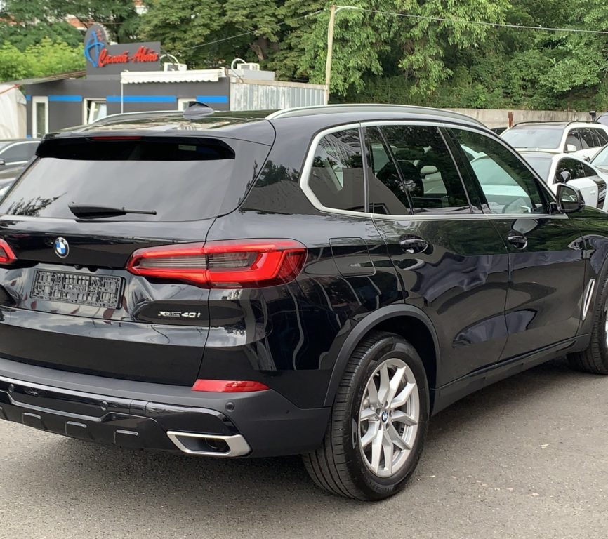 BMW X5 2019