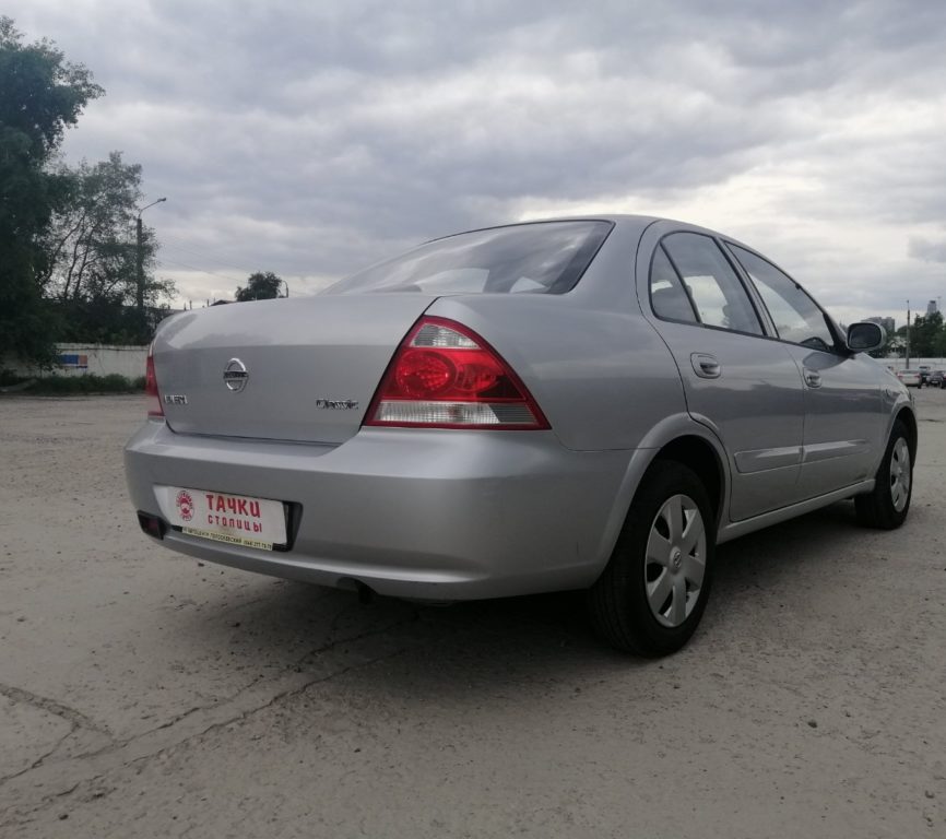 Nissan Almera 2011