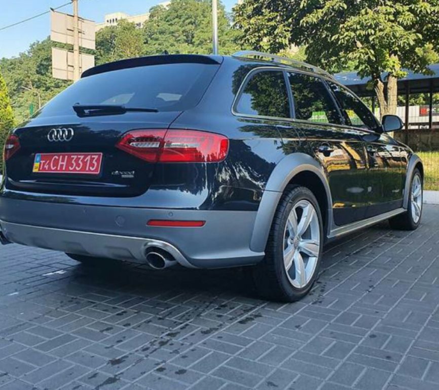 Audi A4 Allroad 2013