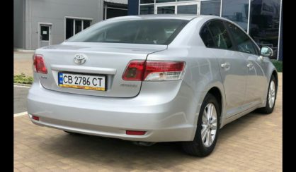 Toyota Avensis 2011